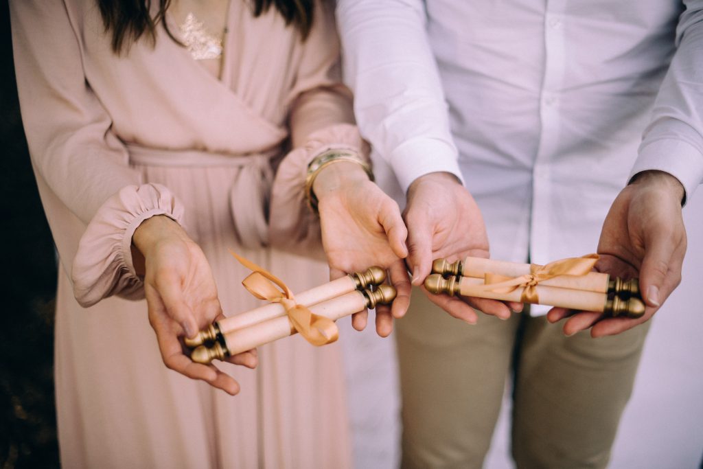 bohemian wedding boho dress style decor ideas backdrop ceremony vows renewal 