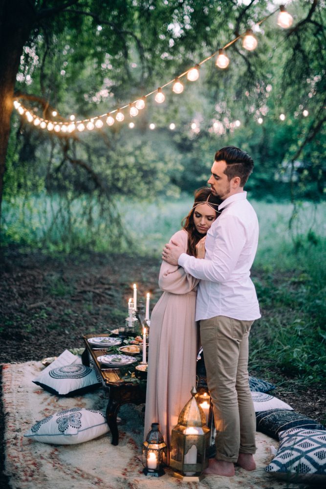 ceremony bohemian wedding boho dress style table decor ideas boho rugs bride