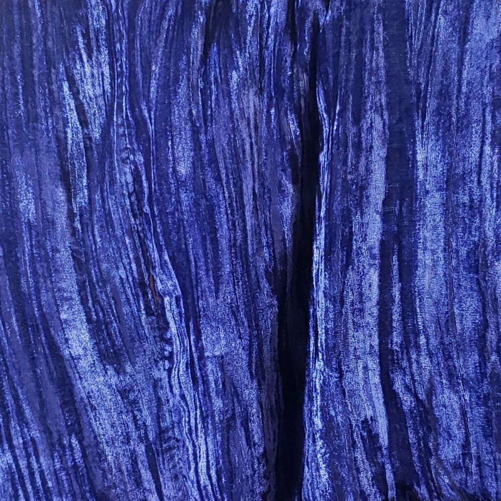 BLUE-ACCORDION-VELVET-OVERLAY-3.jpg
