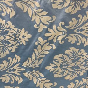 LIGHT BLUE W/WHITE DAMASK TABLECLOTH