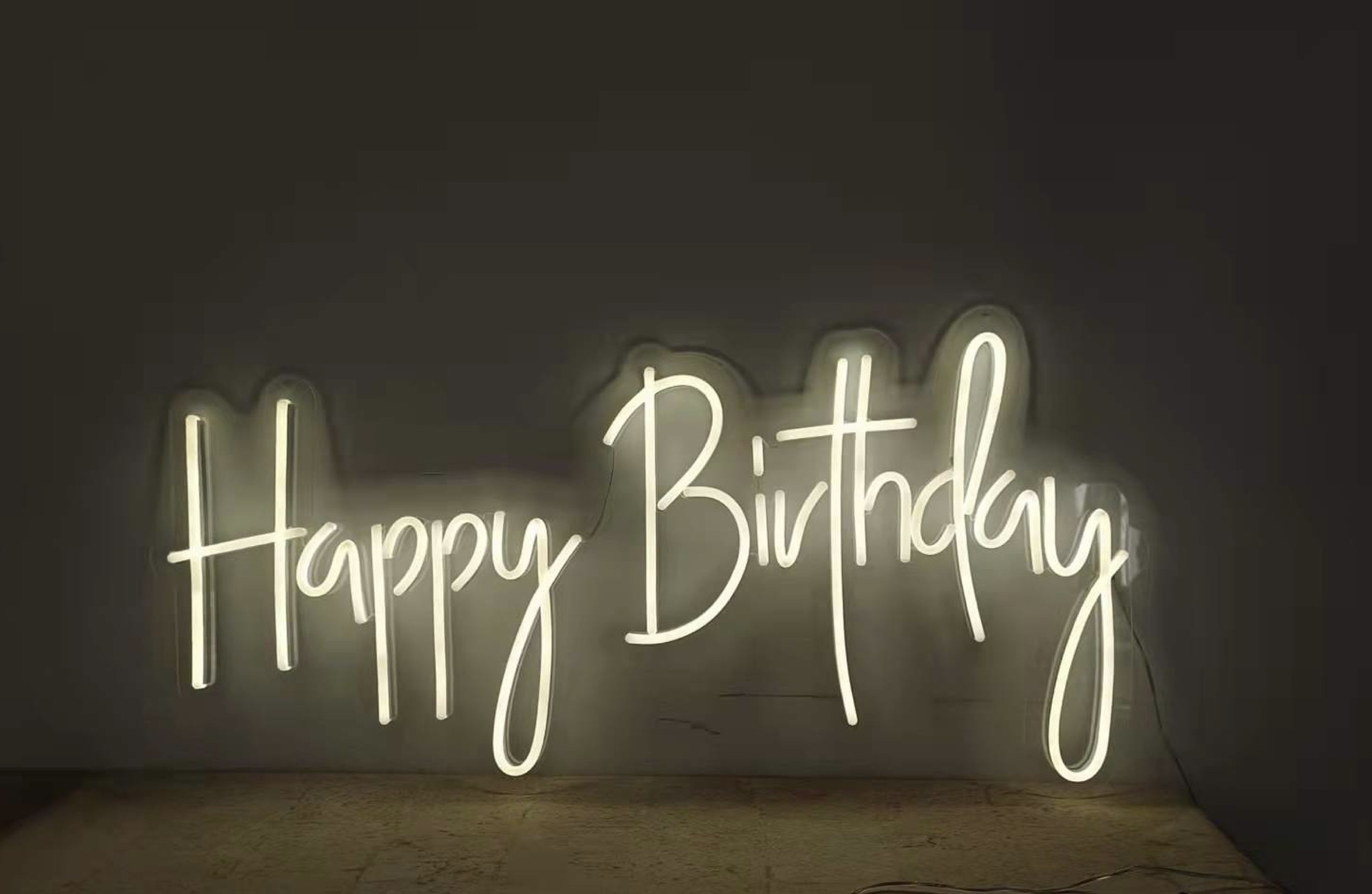 8B0C40D5-FF6A-46FA-B5CA-B275383E3BA9