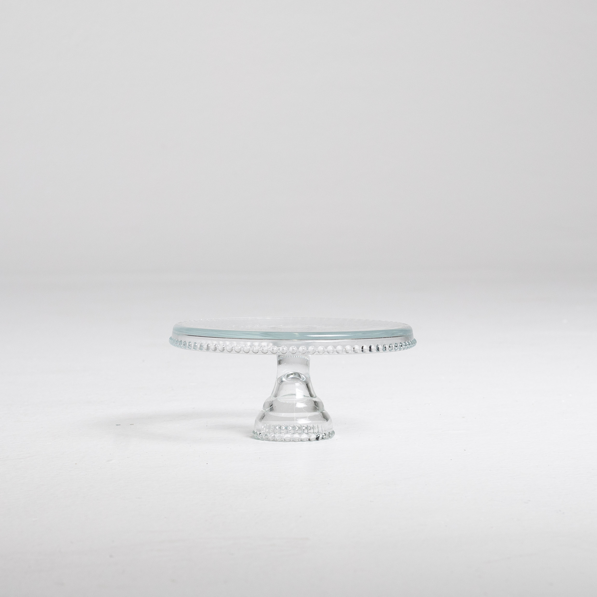 PatternedGlassCakeTray