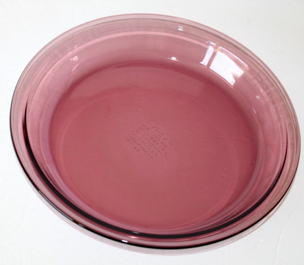 PyrexCranberryPiePlateDish9-01 PyrexCranberryPiePlateDish9-01