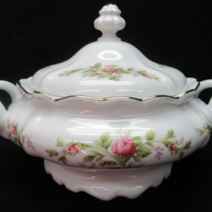 Haviland Bavaria Germany Moss Rose Covered Serving Tureen Bowl
