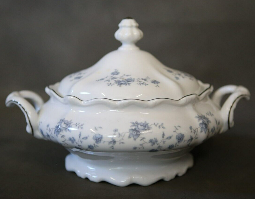 BlueGarlandTureen00