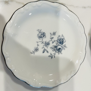 Johann Haviland Blue Garland Coaster Bavaria, Germany 3.5″