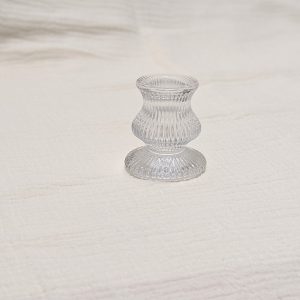 Ribbed candle holder